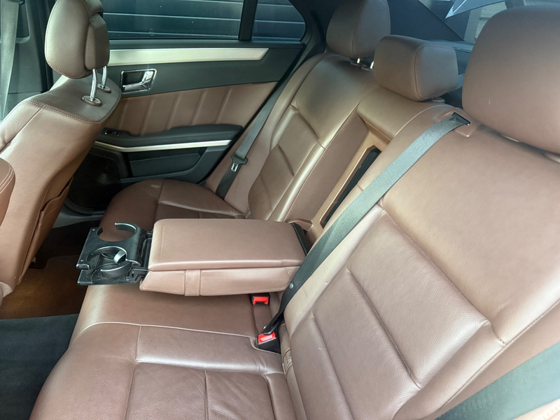 Mercedes-Benz E 350 CGI Avantgarde AMG trekhaak Schui — photo 14