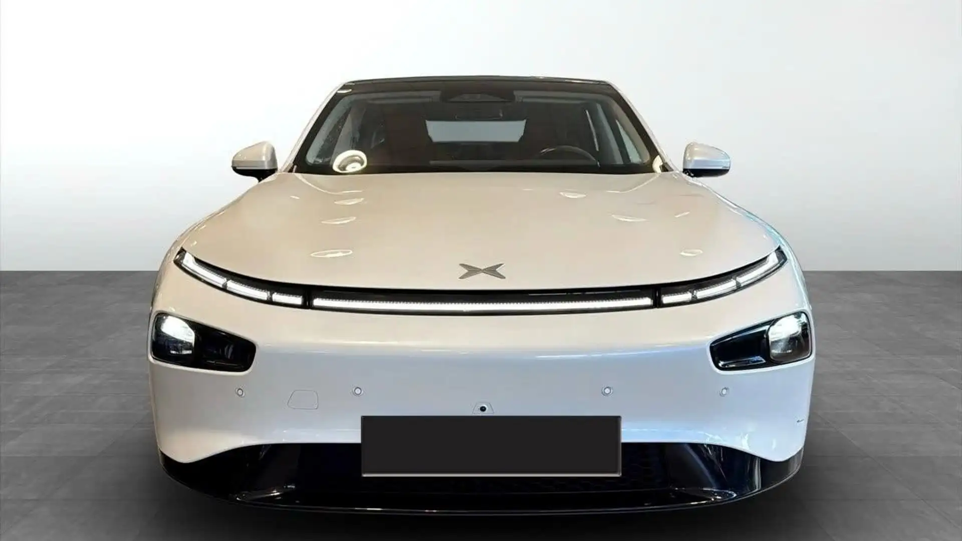 Xpeng P7+ P7 203 kW RWD Weiß - 2