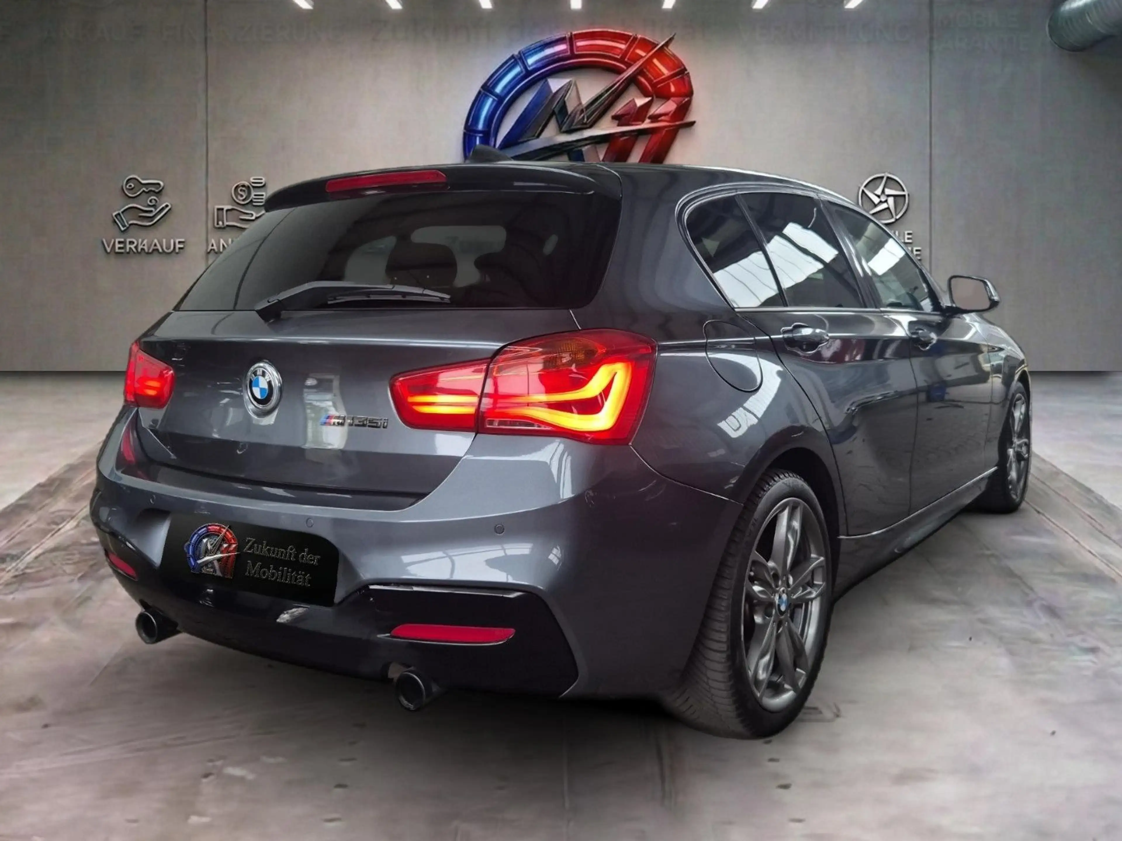 BMW 135 i Aut. H&K/NAVI/LED/MOTOR GENERALÜBERHOLT! — photo 4