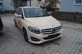 Mercedes-Benz B 180 d BlueEFFICIENCY Leder,Navi,Euro-6..... Beige - thumbnail 1