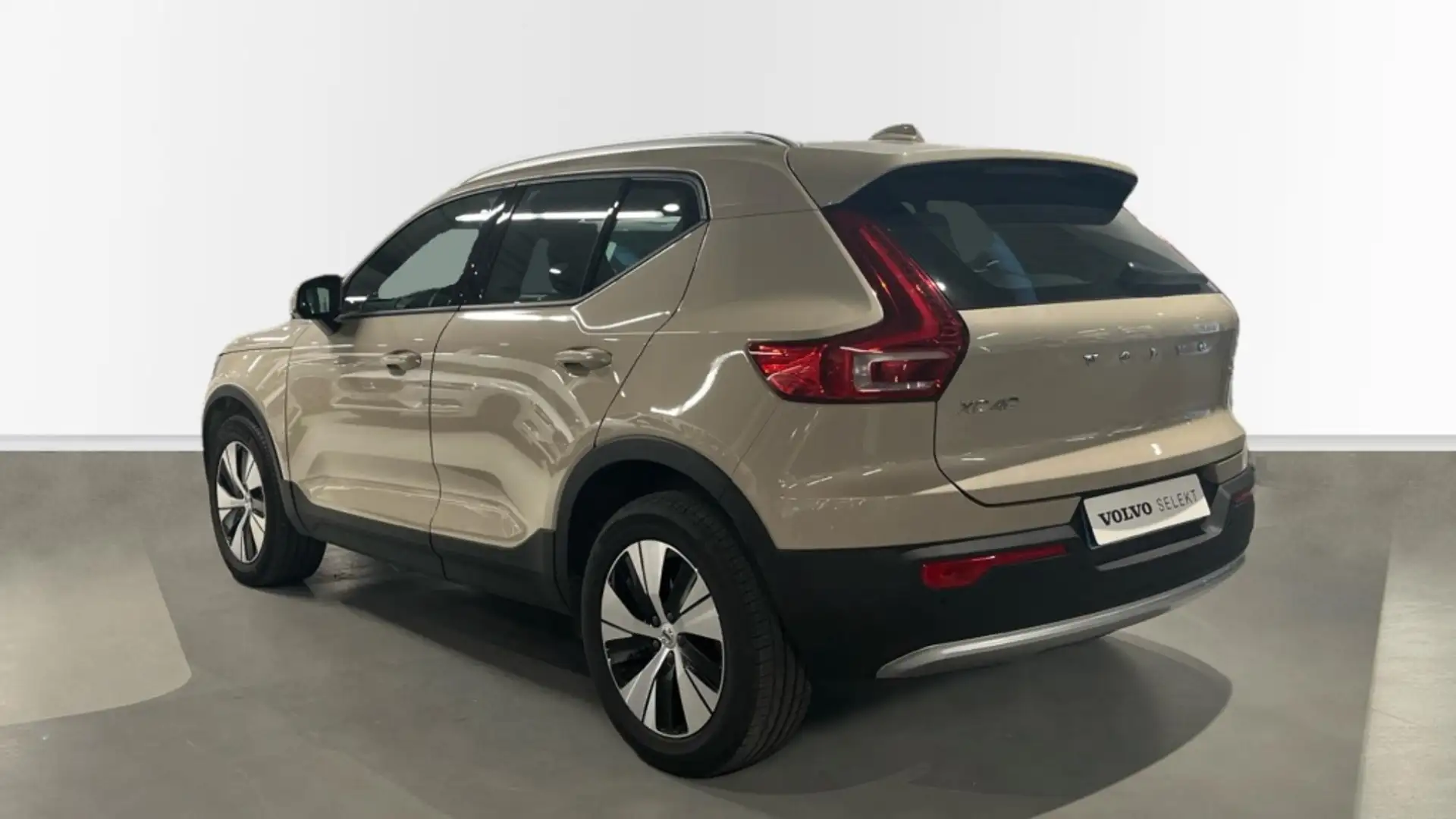 Volvo XC40 B3 Core Aut. - 2