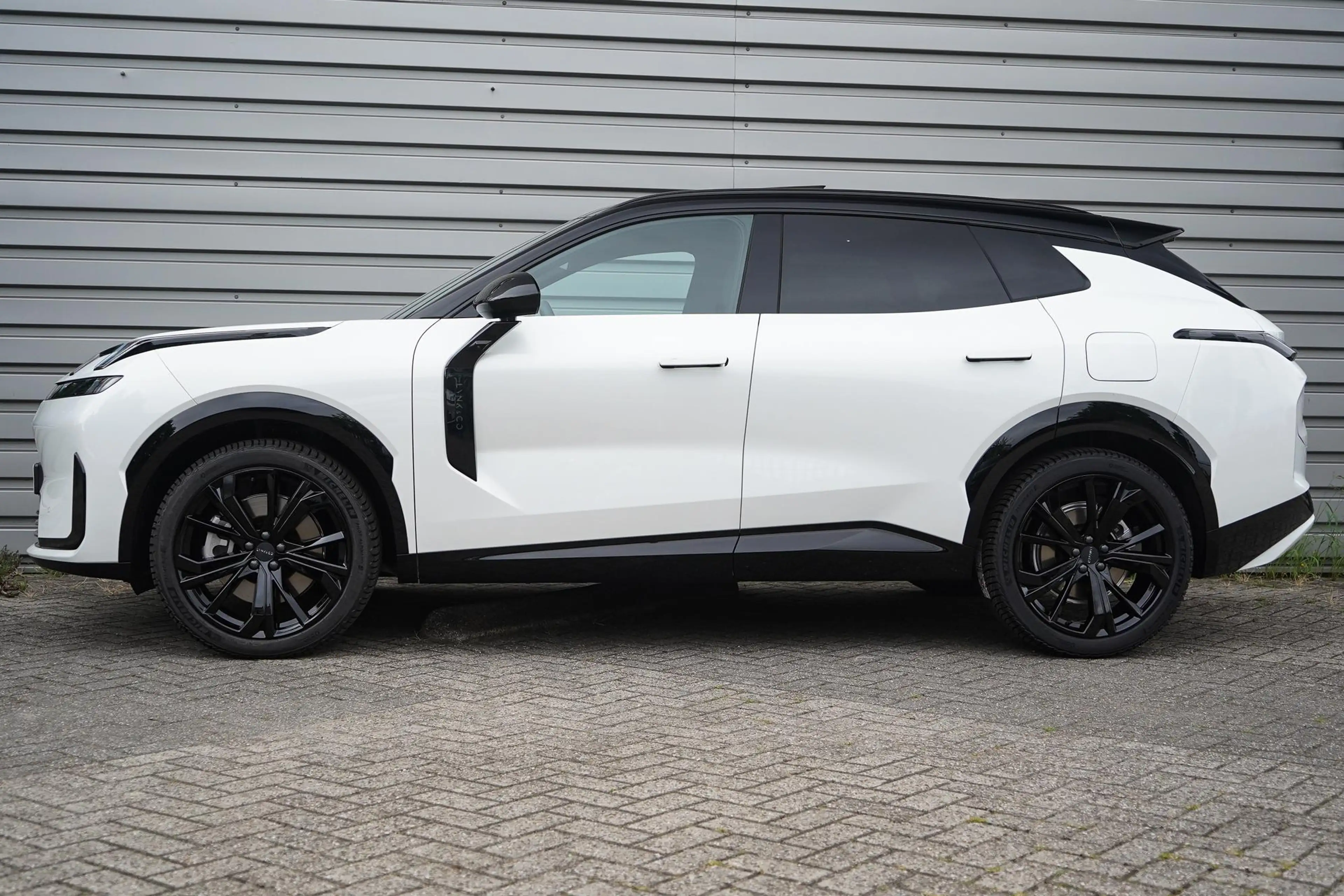 Lynk & Co 08 1.5 More | 200 KM Electrisch | Panorama Dak | Andr — photo 3