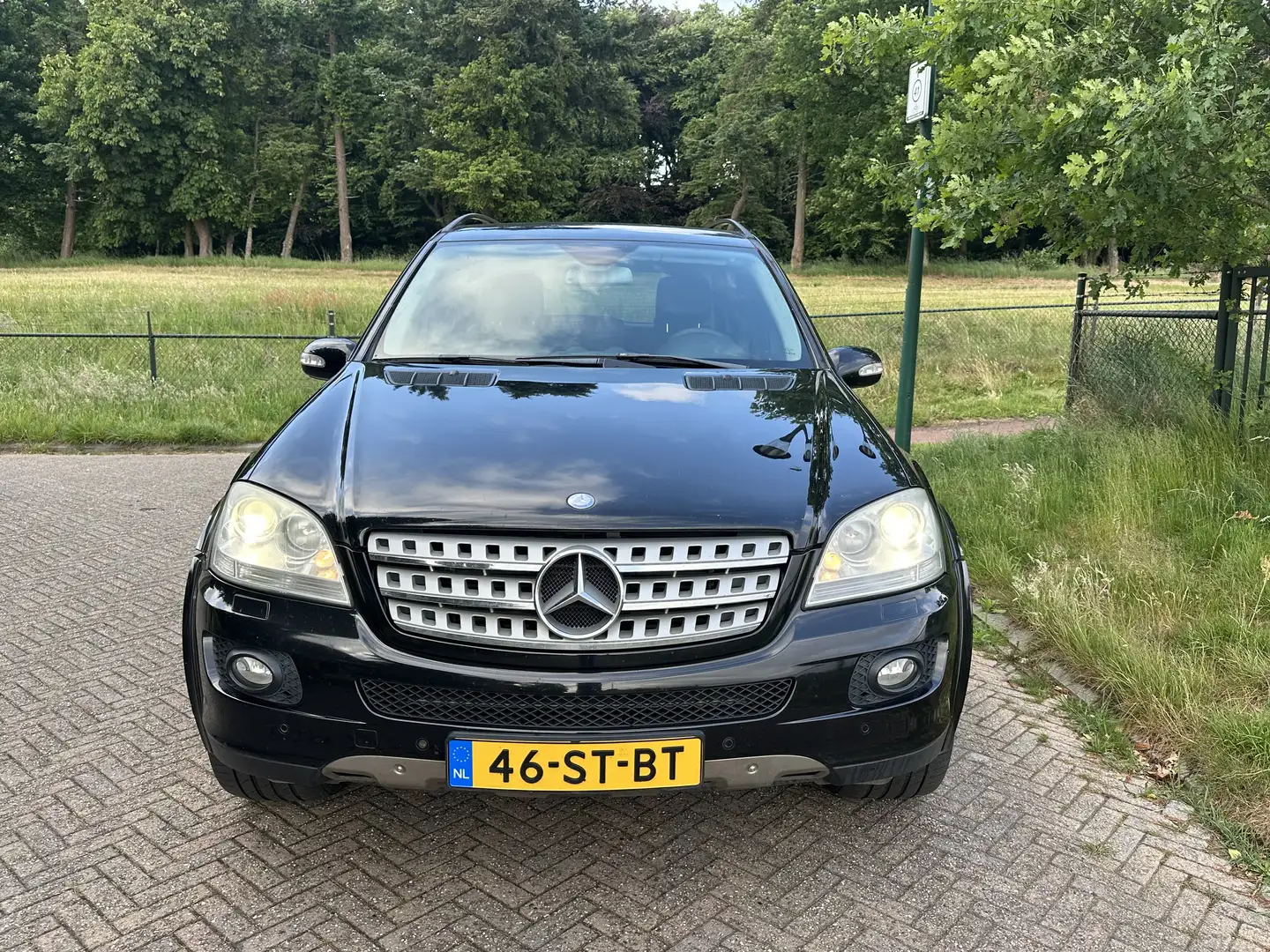 Mercedes-Benz ML 320 Mercedes -Benz M-Klasse 3.0CDI Automaat Fekete - 1
