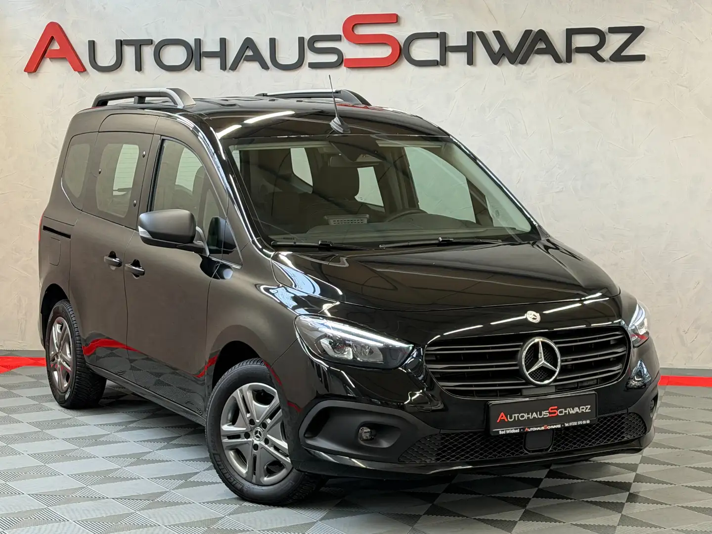 Mercedes-Benz Citan 112CDI Tourer FACELIFT Kamera Navi Led Distronic Zwart - 1
