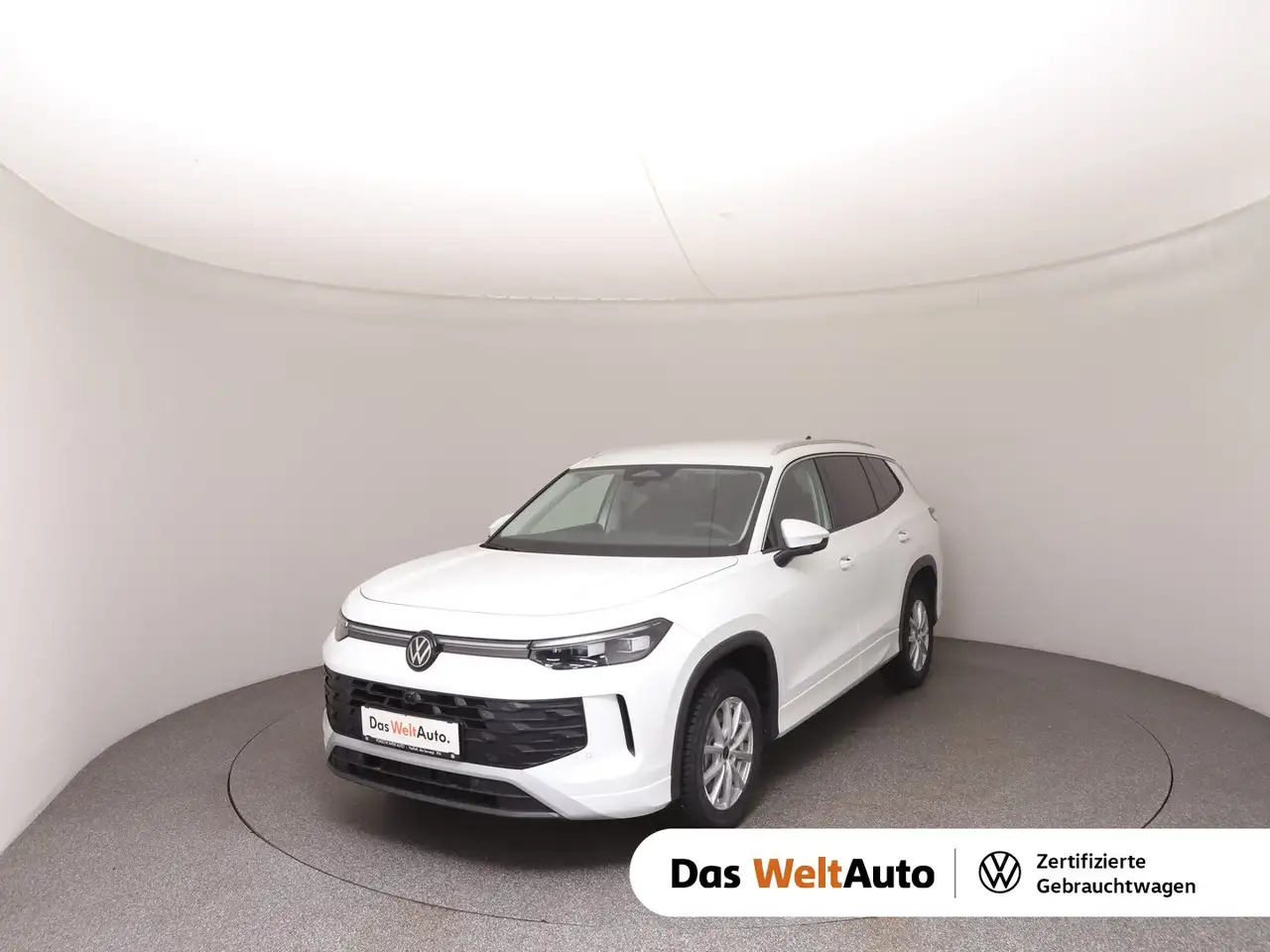 Volkswagen Tayron Friends eTSI DSG — photo 1 of 28