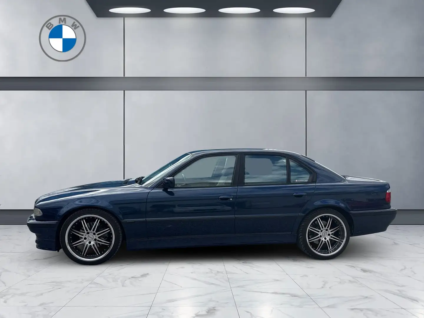 BMW 740 740i Aut. Blau - 2