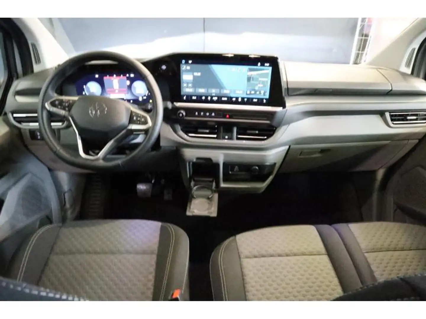 Volkswagen T7 Caravelle Style KR AHK Gris - 2