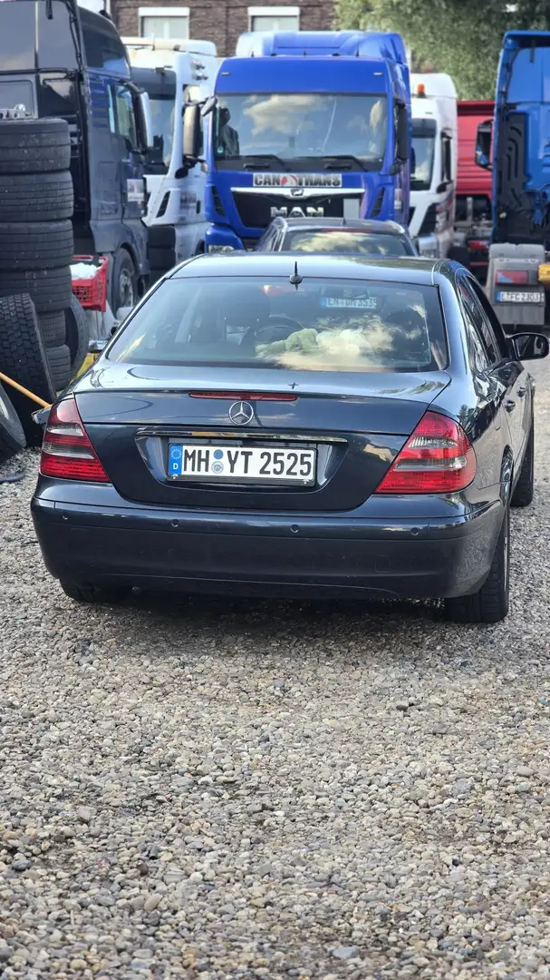 Mercedes-Benz 220 Albastru - 2