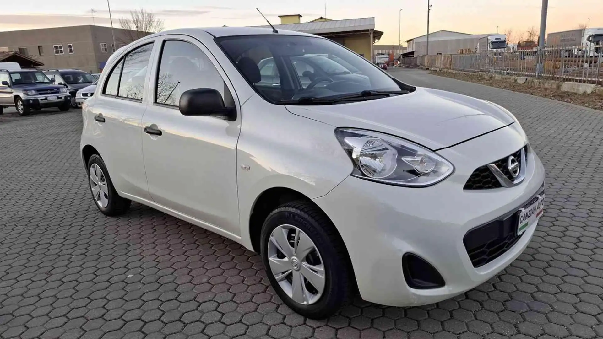 Nissan Micra 1.2 12V 5 porte GPL Eco Blanc - 2