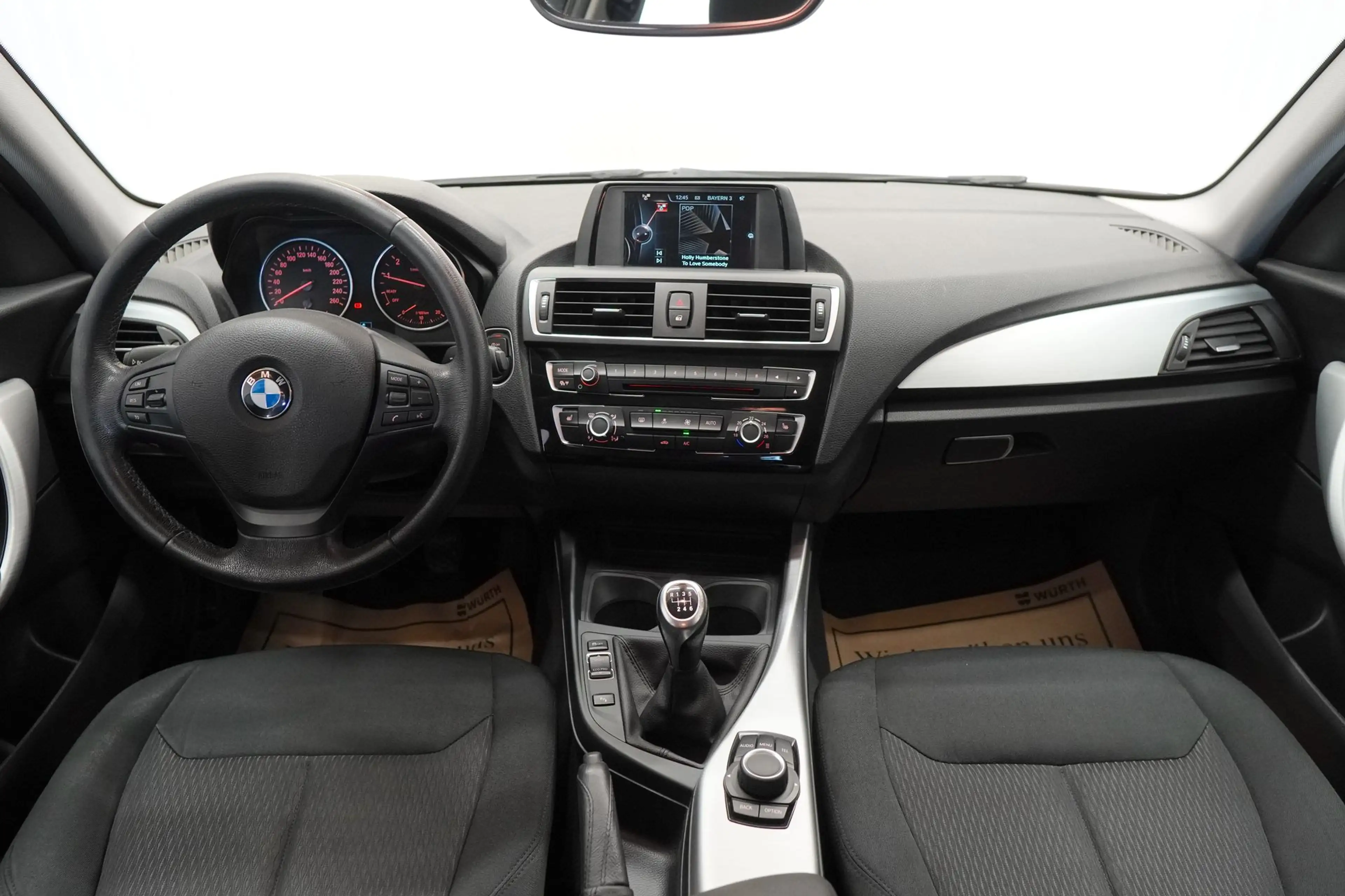 BMW 118 i "LED*SITZH*TEMPOMAT" — photo 21