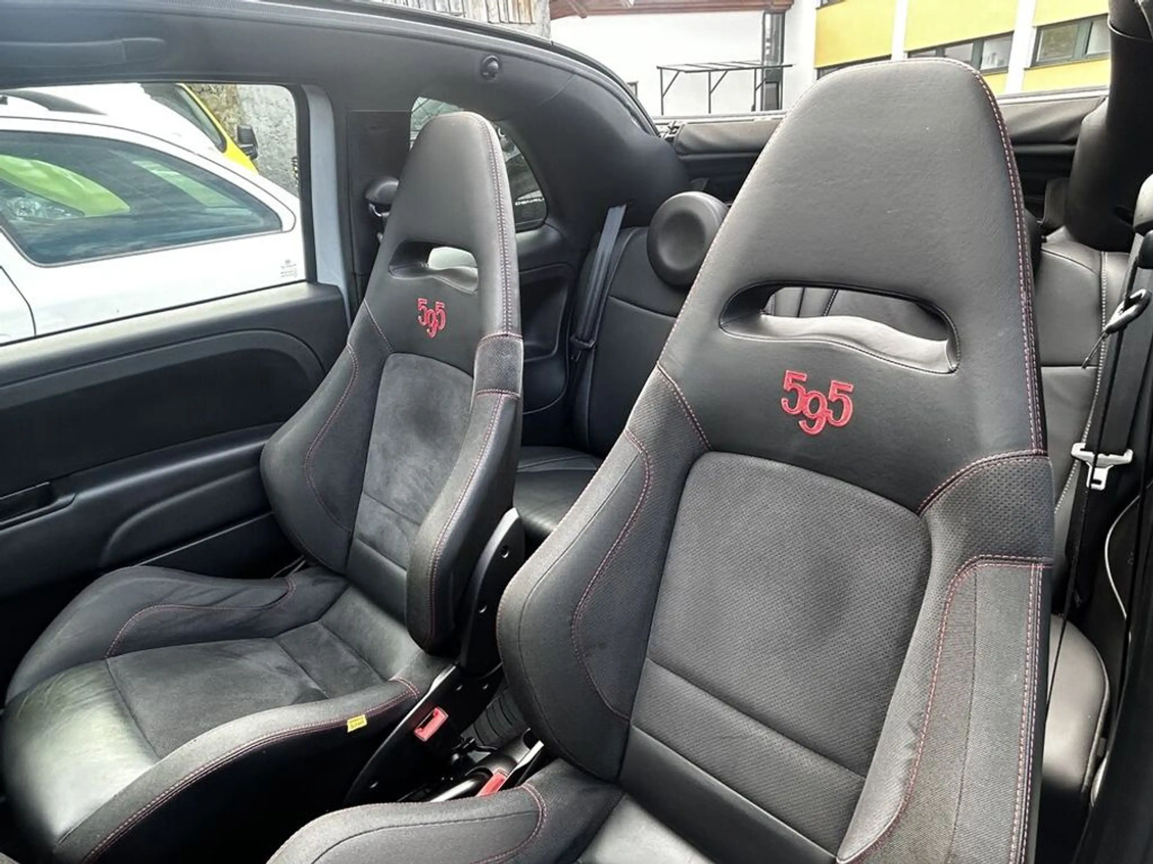 Abarth 500 595C Competizione — photo 9