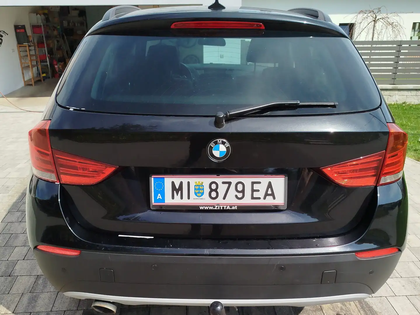 BMW X1 X1 xDrive 23d Österreich Paket Schwarz - 2