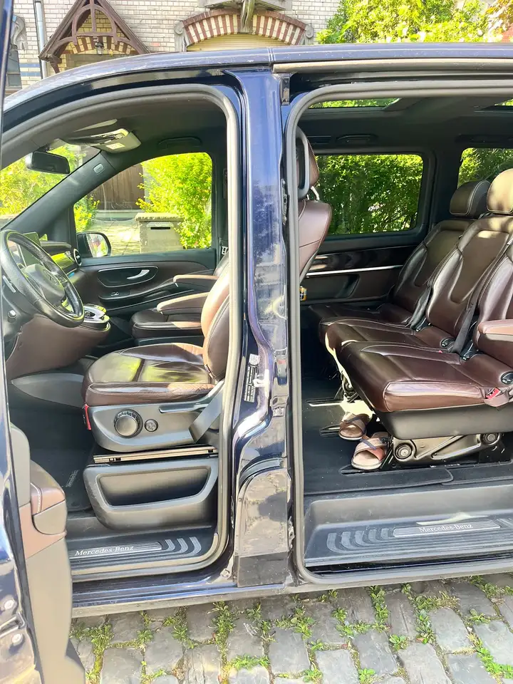 Mercedes-Benz V 250