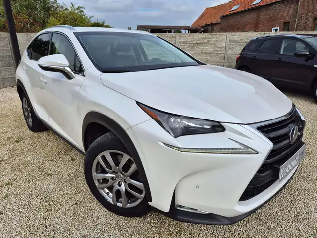 Lexus NX 300h 2.5i FWD Executive // HYBRID//CARNET/GARANTIE 12M