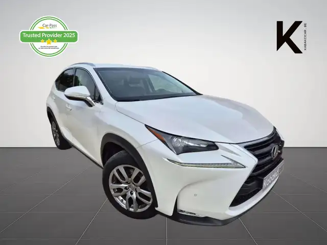 Lexus NX 300h 2.5i FWD Executive // HYBRID//CARNET/GARANTIE 12M