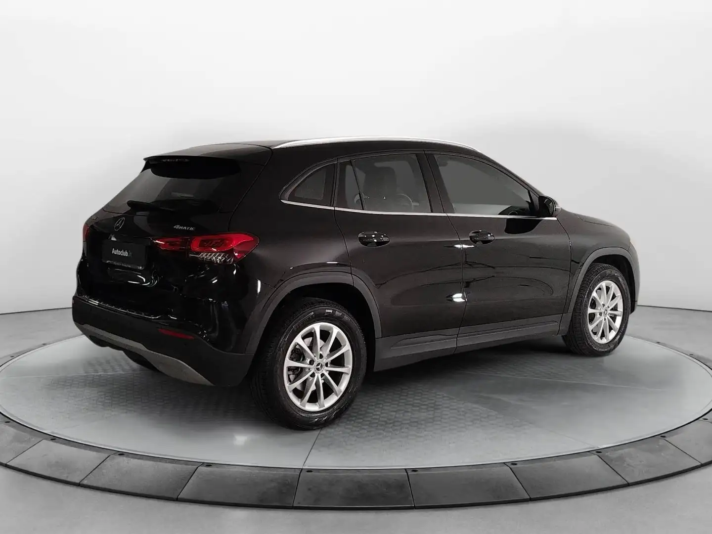 Mercedes-Benz GLA 200 200 d Executive Nero - 2