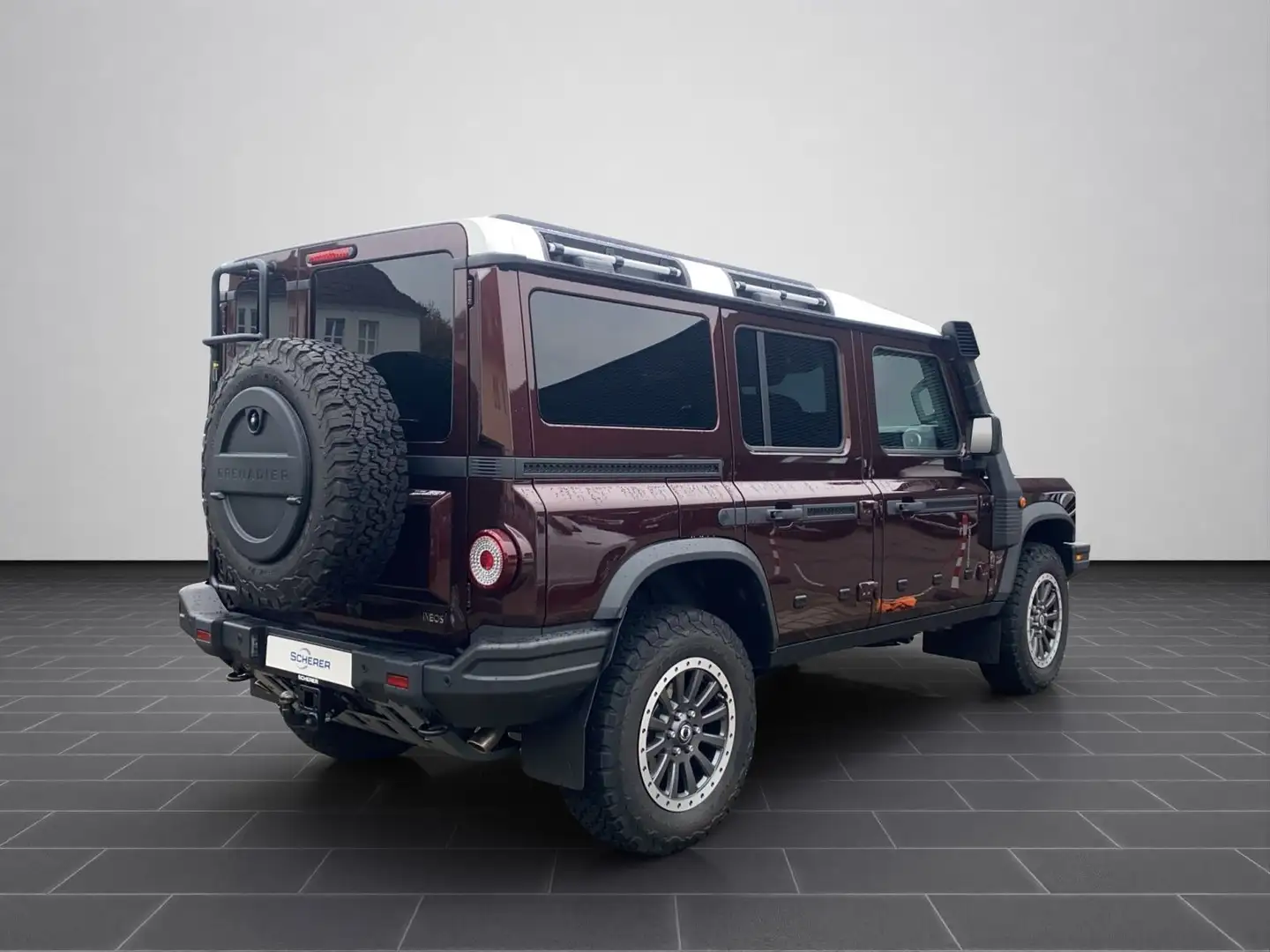 Ineos Grenadier Trailmaster, 3.0L Turbo-Benziner, Rot - 2