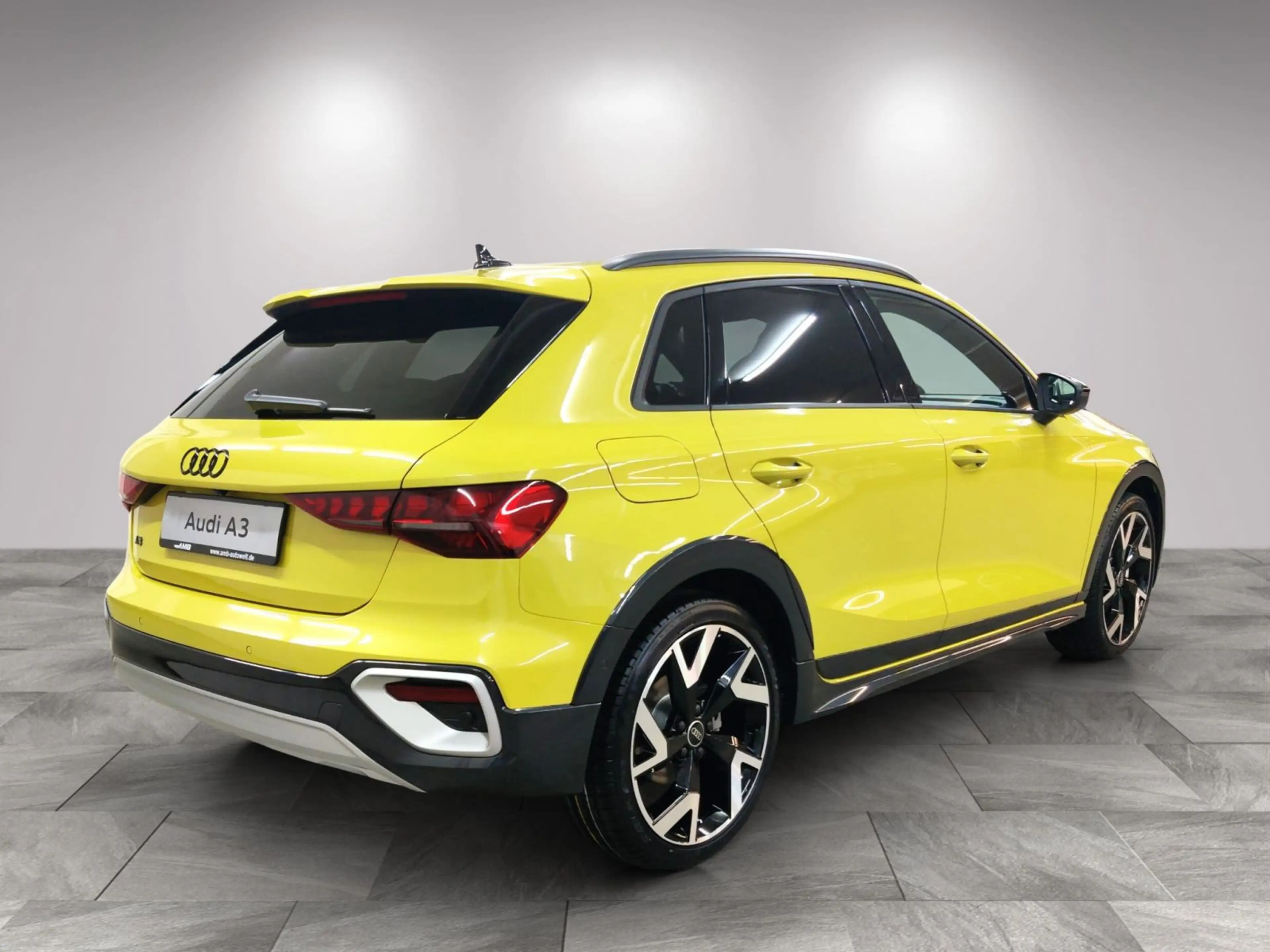 Audi A3 35 TFSI S-tr./LED/virtC+/RFKamera — photo 3