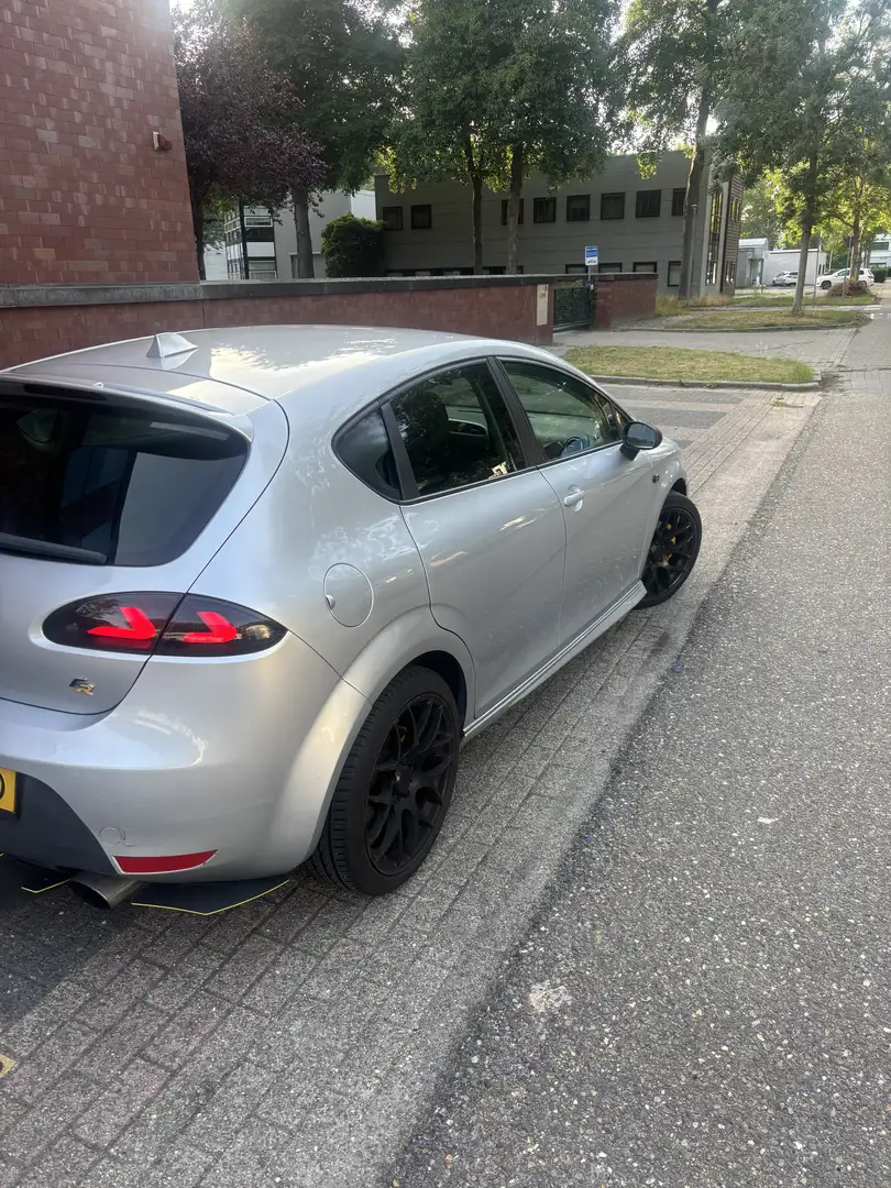 SEAT Leon 2.0 TFSI FR Grigio - 2