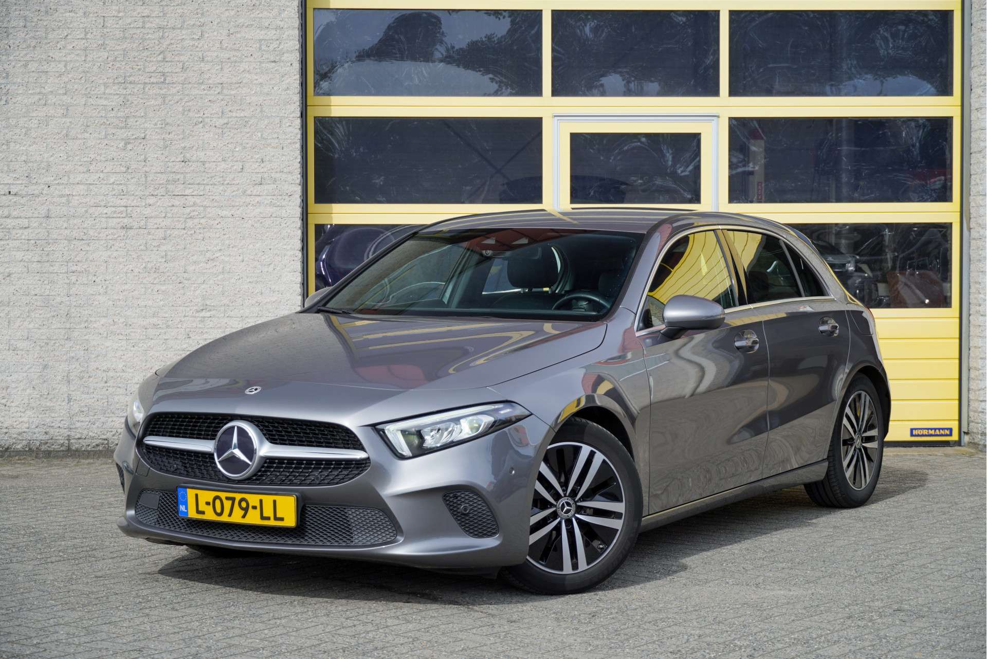Mercedes-Benz A 180