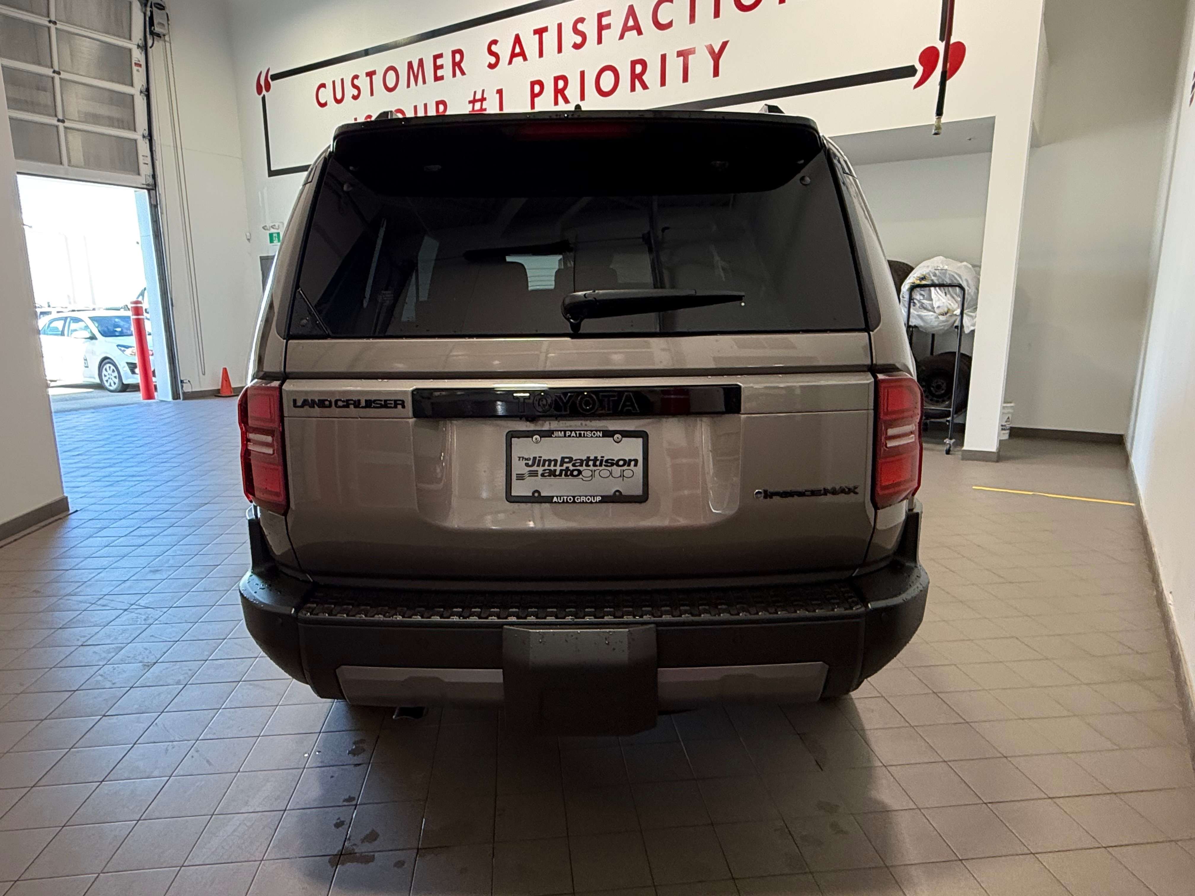 2027 Toyota Land Cruiser