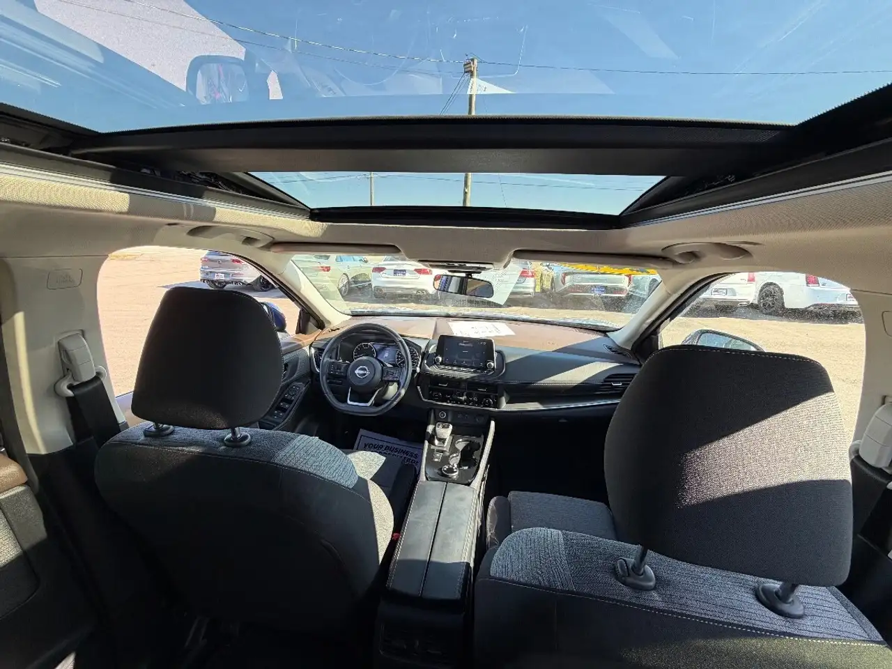 Nissan Rogue снимка Nissan Rogue