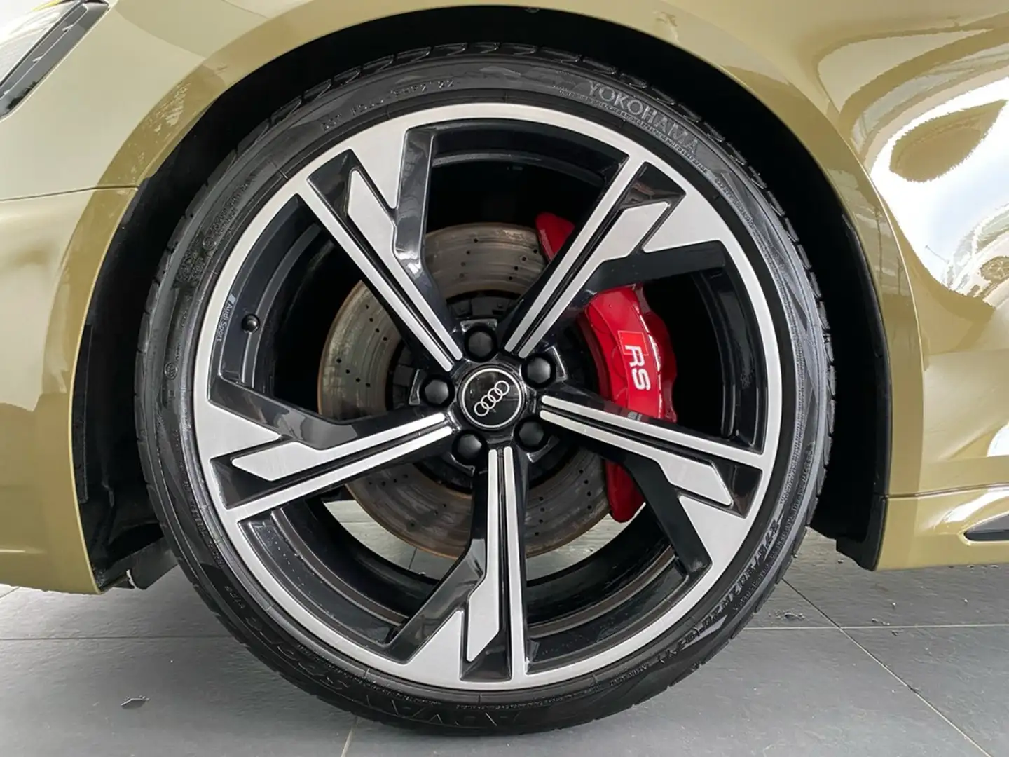 Audi RS4 Avant 2.9 TFSI quattro HUD+PANO+DYNAMIK+ACC Groen - 2