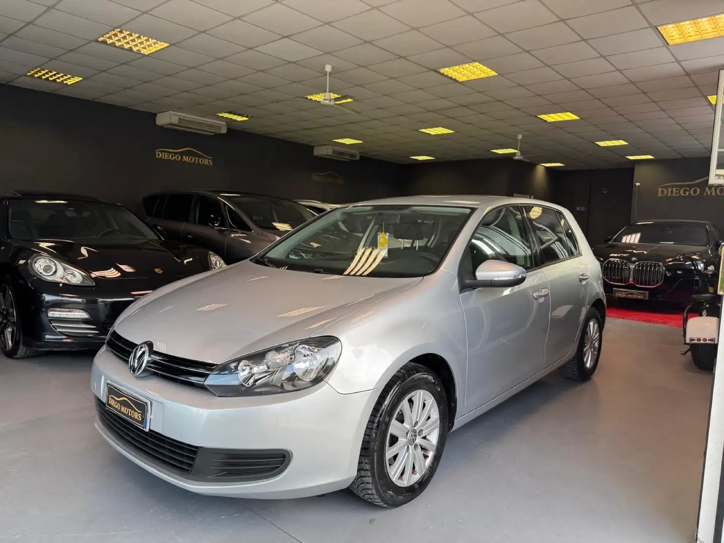 Volkswagen Golf 5p 1.6 tdi bm Comfortline Argento - 1