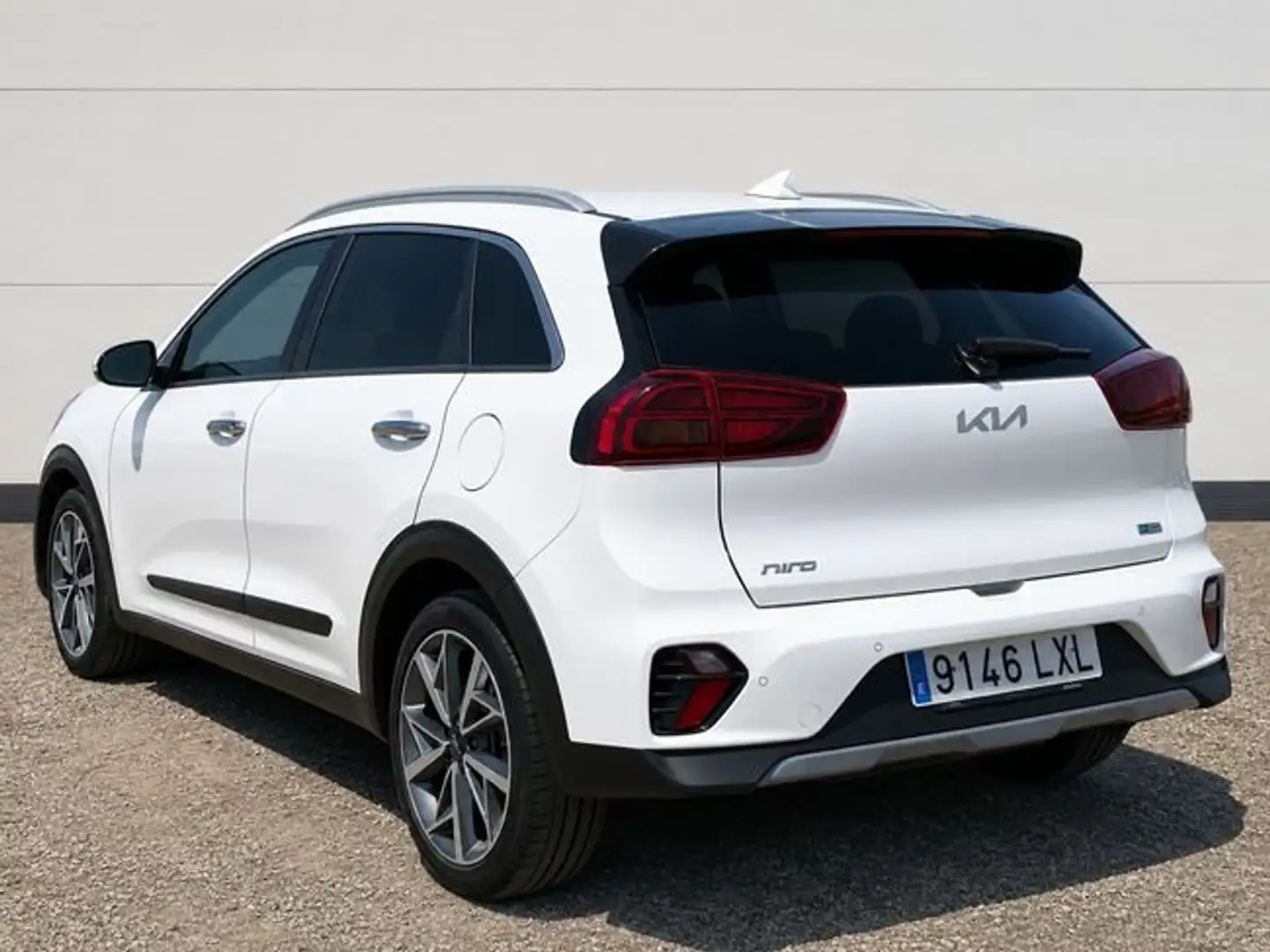 Kia Niro 1.6 GDI HYBRID EMOTION 141 5P Blanco - 2