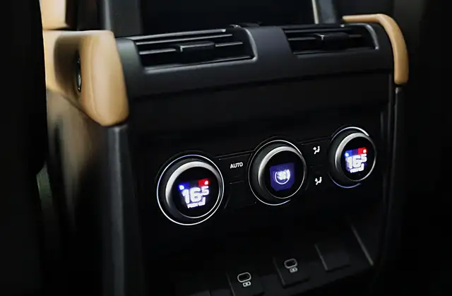 Land Rover Defender view 16