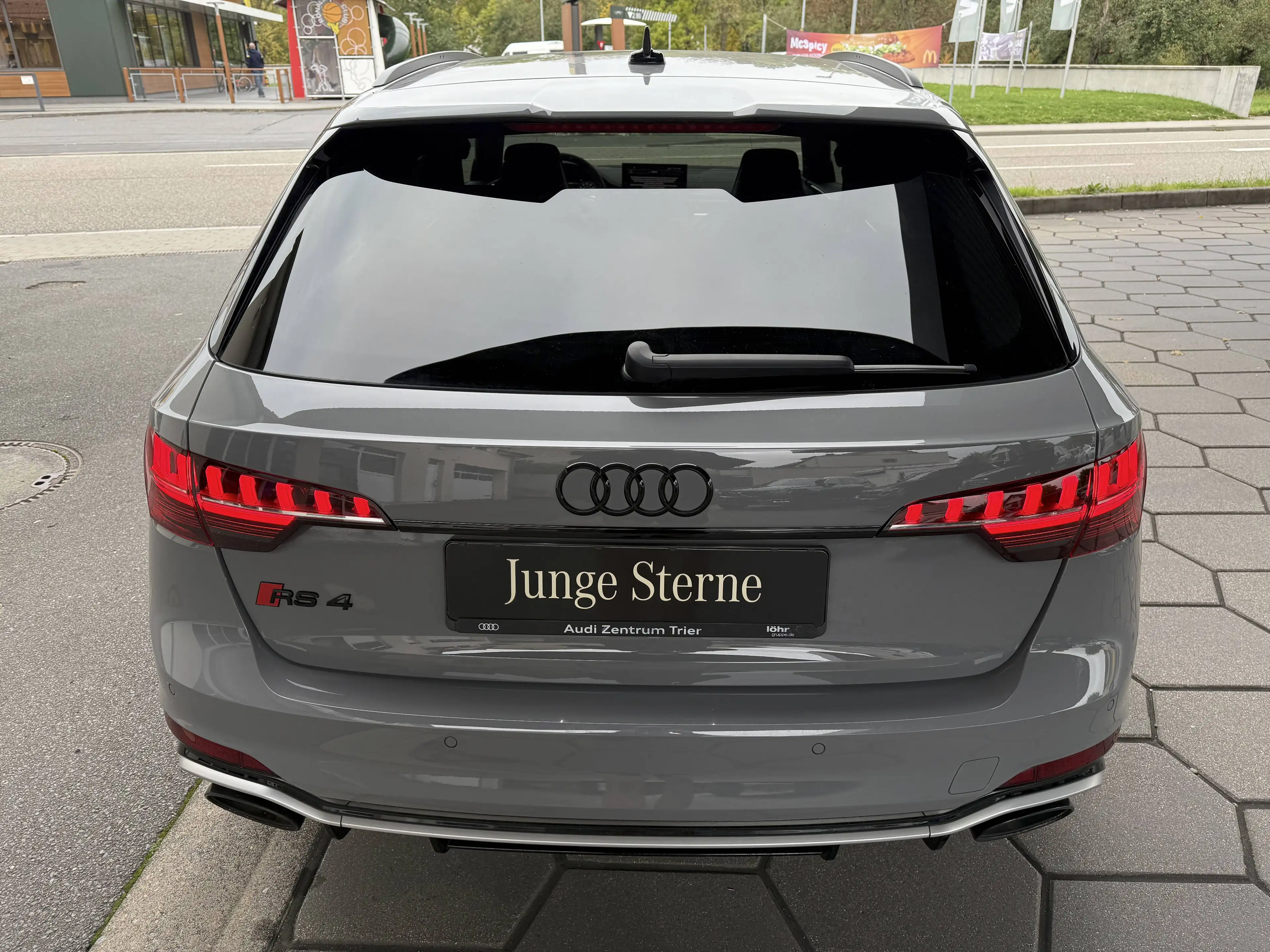 Audi RS4 RS4 Avant quattro 1.Hand Keramik RS-AGA 280Km/h 1.Hand Matrix Massage Competition "20 — photo 7