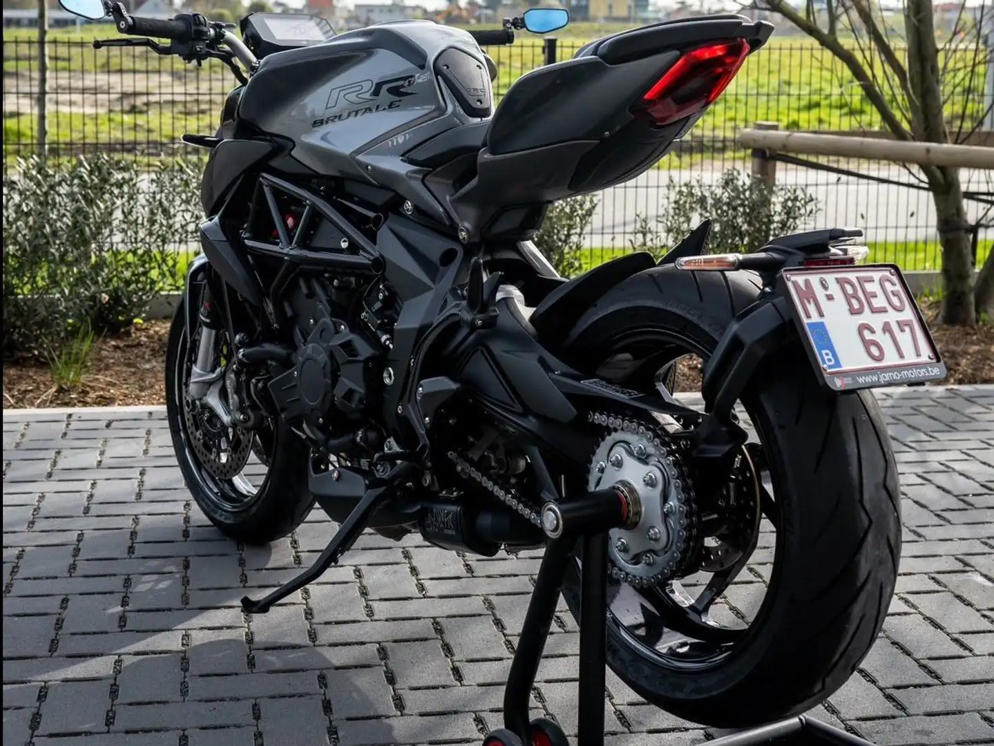 MV Agusta Brutale 800 RR Negro - 2