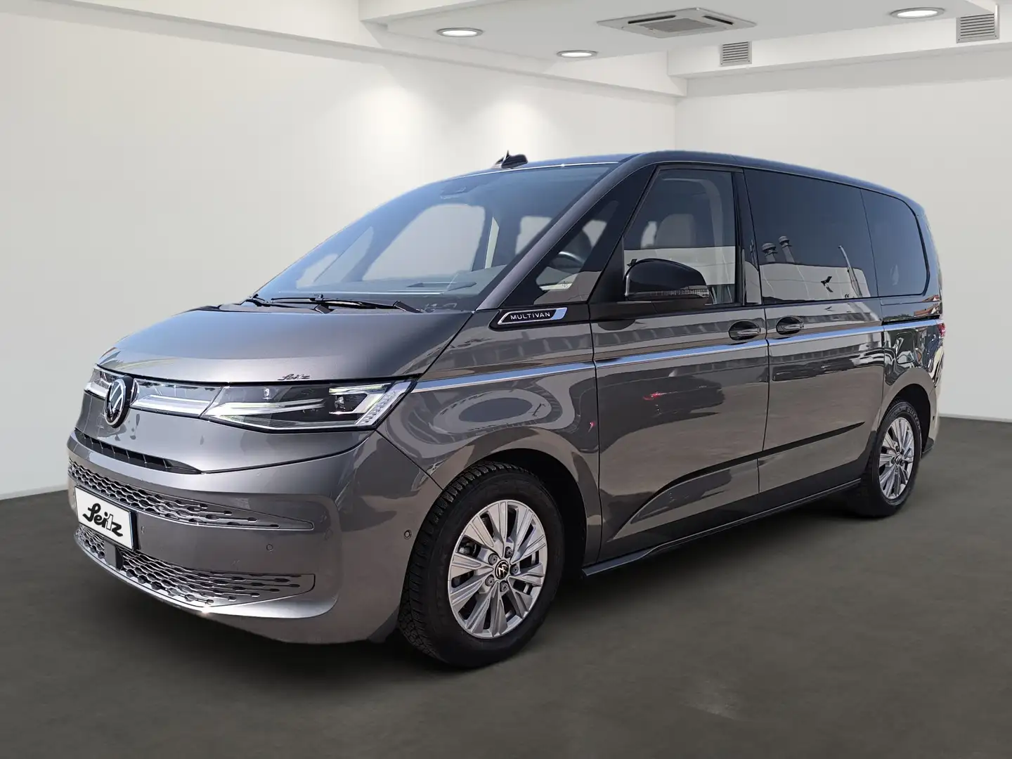 Volkswagen T7 Multivan 1.4 TSI eHybrid KÜ Style *7-SITZER*STANDH*PANO* Grijs - 2