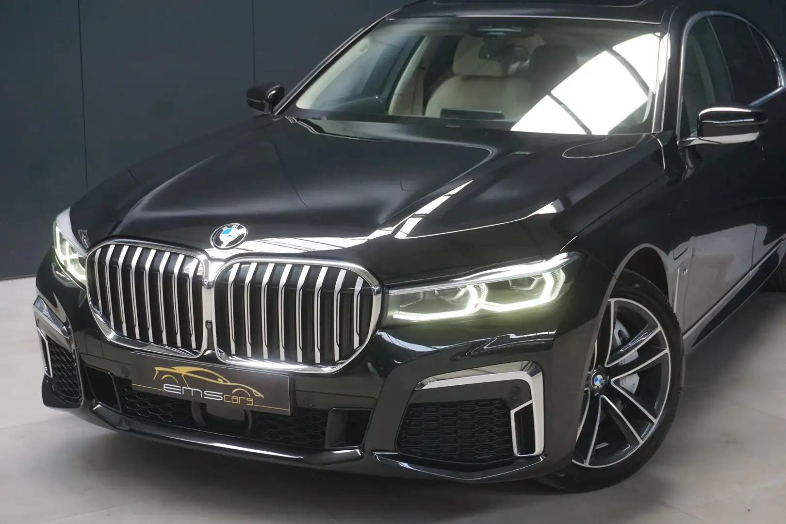 BMW 745 e M Pack- Automaat- BTW!Nav- Cam- LuchtV Garantie! Noir - 2