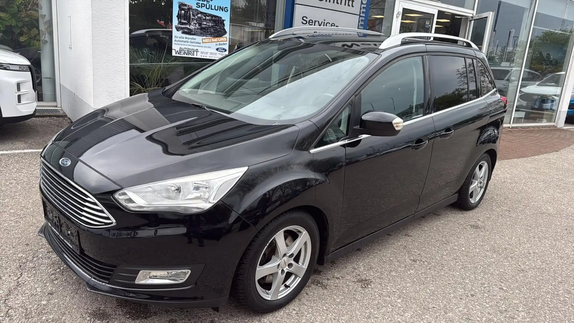 Ford Grand C-Max Titanium Schwarz - 1