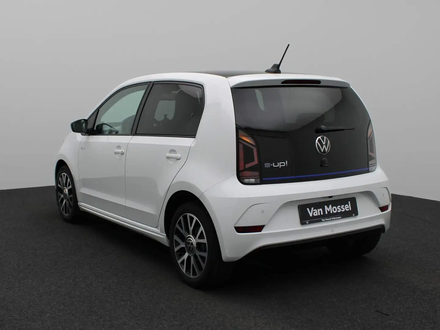 Volkswagen e-up! e-up! 83 PK | GERESERVEERD | Automaat | Camera | C White - 2