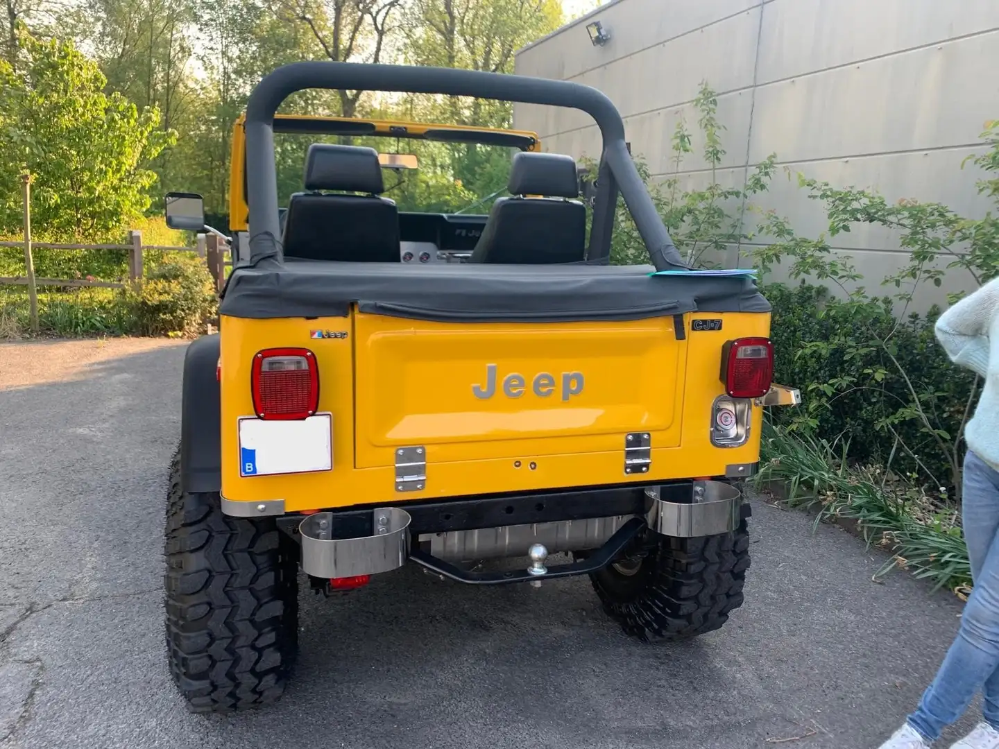 Jeep CJ-7 Amarillo - 1