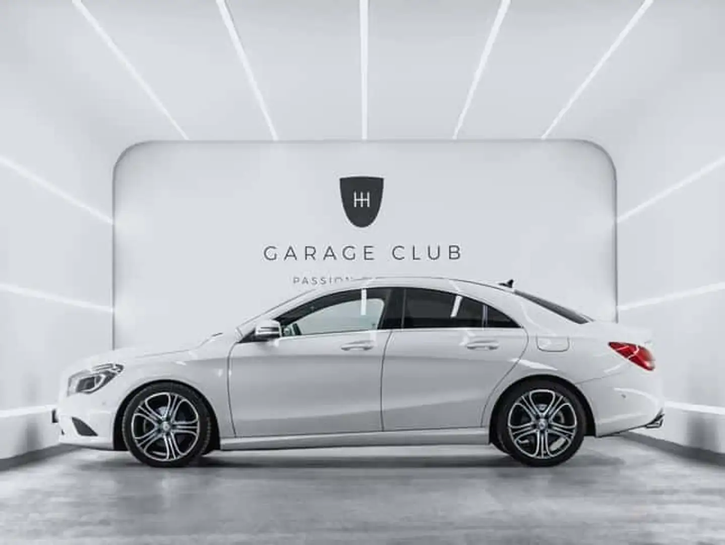 Mercedes-Benz CLA 220 220CDI Urban 7G-DCT 177 Blanco - 2