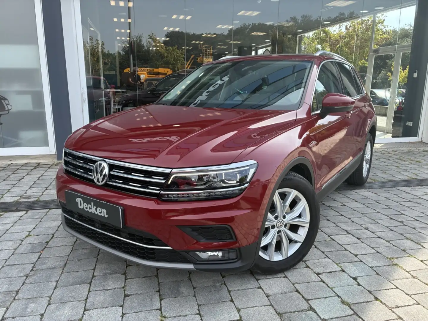 Volkswagen Tiguan 1.5 TSI Sport DSG 110kW Burdeos - 1