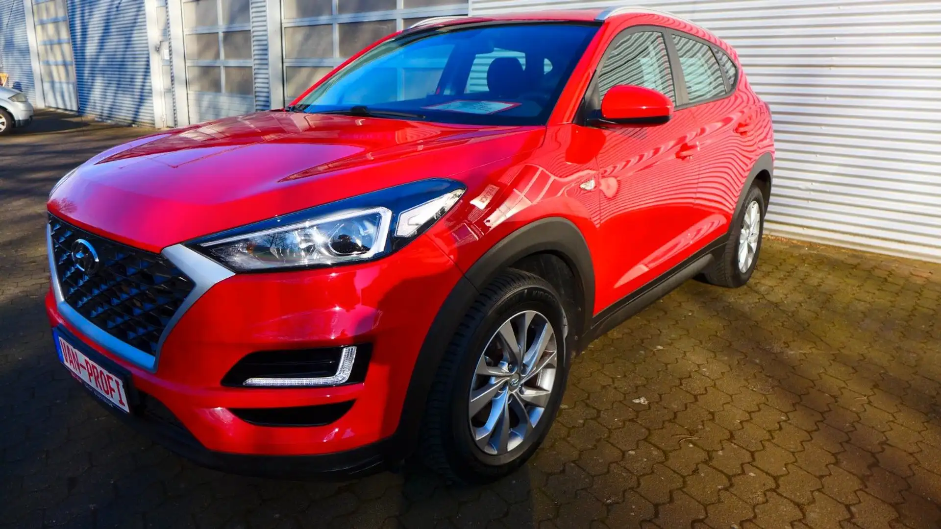 Hyundai TUCSON 2WD 1,6 Navi, Alu-Allwetter. nur 35 tkm. Rouge - 2
