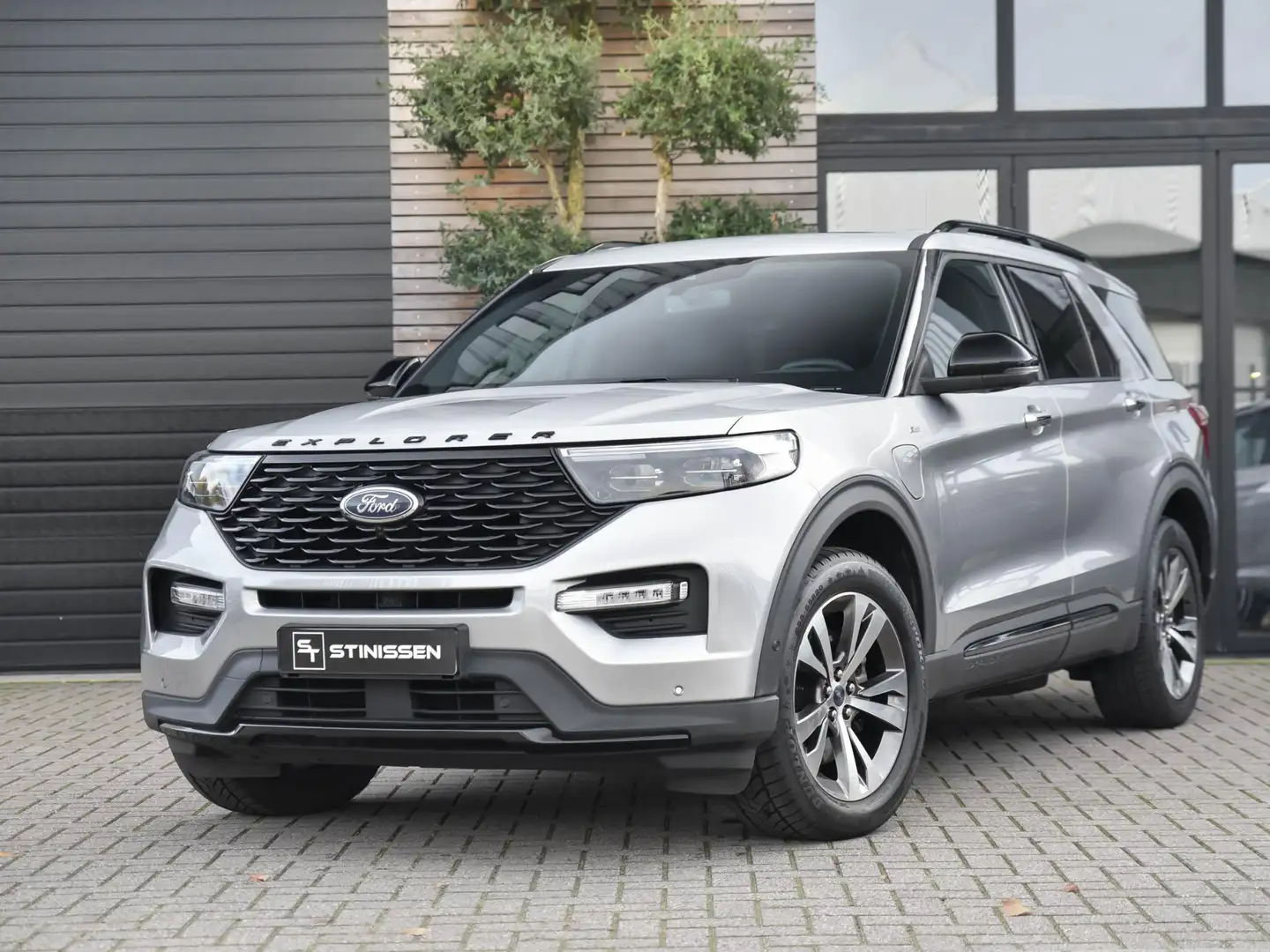 Ford Explorer 3.0 V6 EcoBoost PHEV ST-Line / Panoramdak / Afneem Grijs - 1