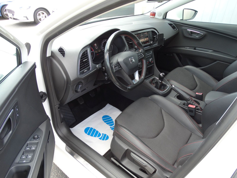 SEAT Leon FR 2.0Tdi-150Ps*MatrixLed*Pano*Navi*Leder — photo 11