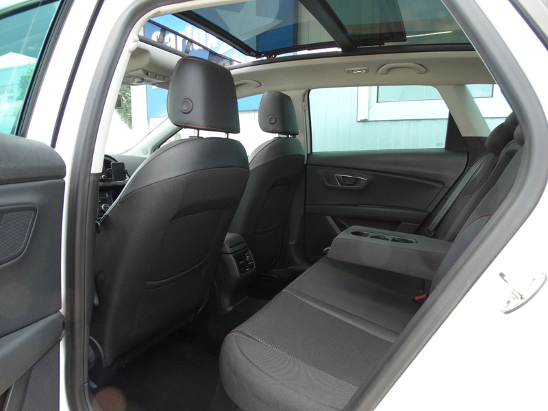 SEAT Leon FR 2.0Tdi-150Ps*MatrixLed*Pano*Navi*Leder — photo 13