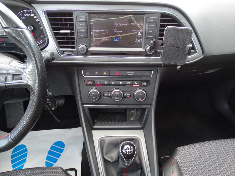 SEAT Leon FR 2.0Tdi-150Ps*MatrixLed*Pano*Navi*Leder — photo 15