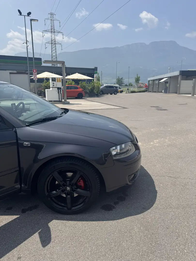 Audi A3 2.0 tdi Attraction FL Nero - 1