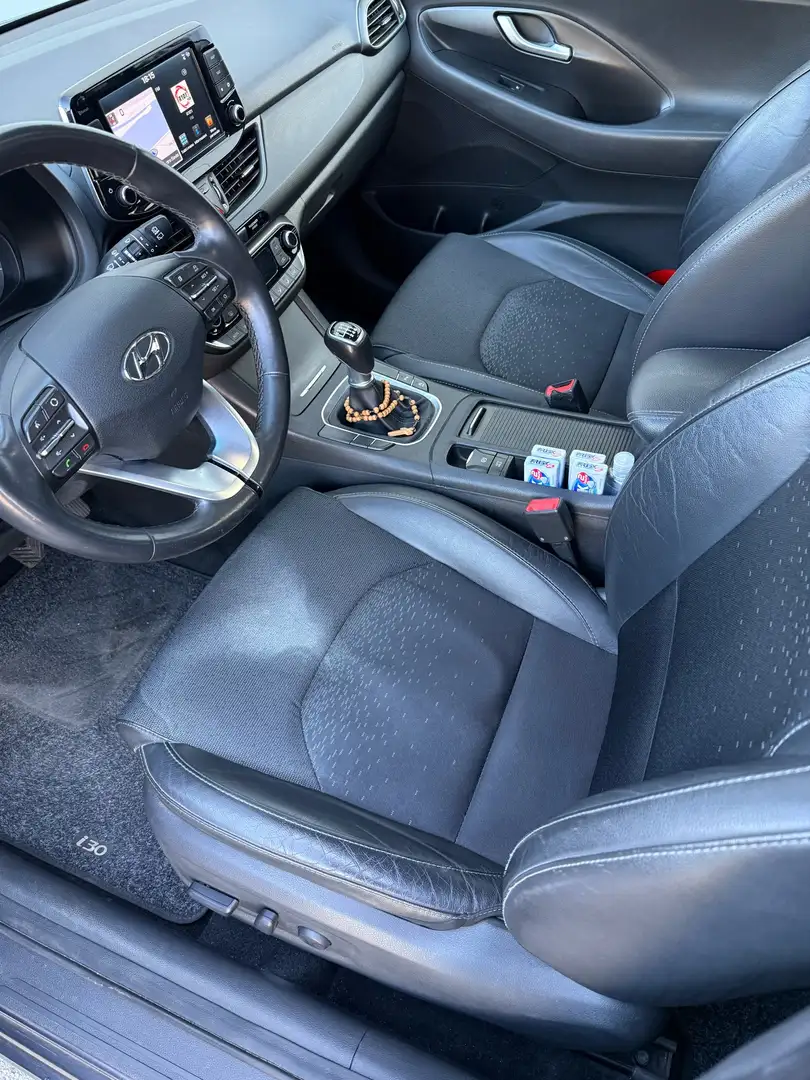 Hyundai i30 Wagon 1.6 crdi Style 110cv - 1