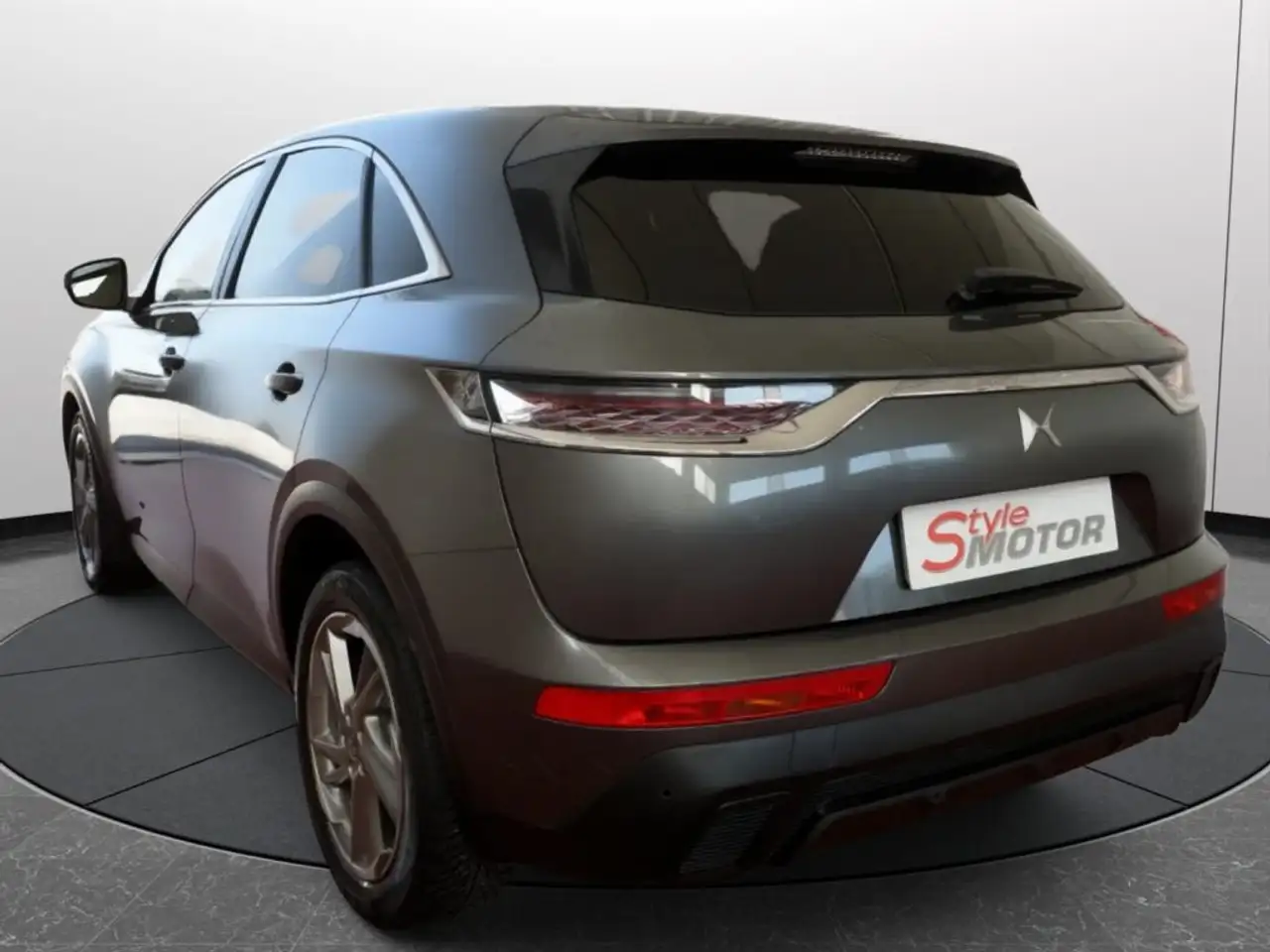 DS Automobiles DS 7 Crossback 2021