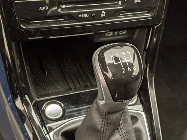Volkswagen T-Cross view 12