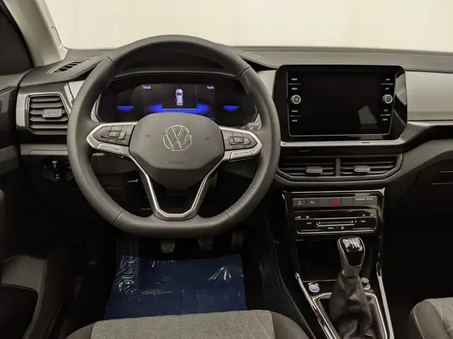 Volkswagen T-Cross view 7