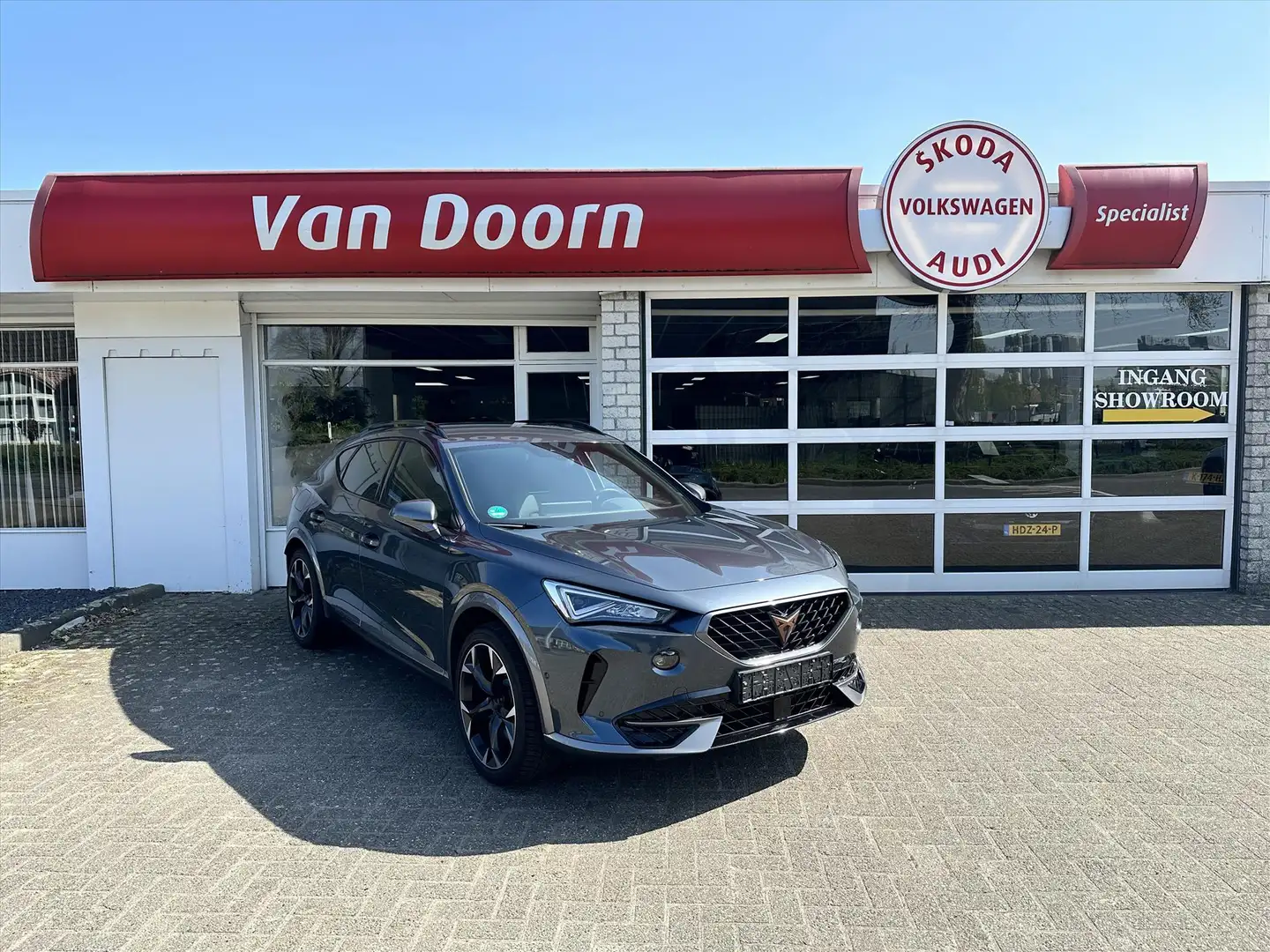 CUPRA Formentor 1.4 e-Hybrid 204pk DSG-6 Performance Full link Gris - 1